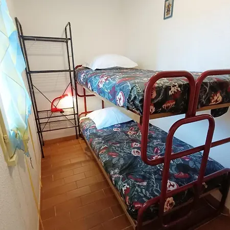 Bright Cocoon With Shared Pool In Apartament *